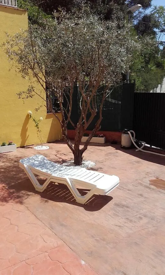 La Casita Amarilla Apartment Argentona